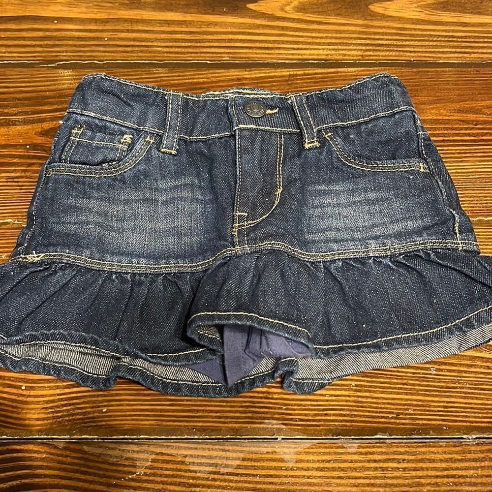 NWOT Levi’s Toddler Girls Denim Scooter Skirt w/Glitter Size 2